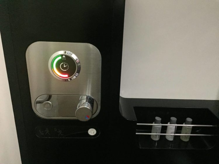 etihad first class apartment dusche 4