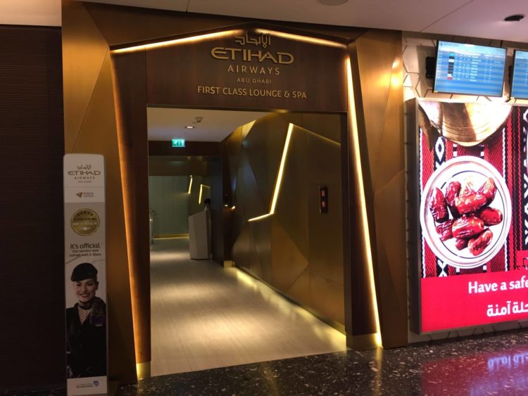 etihad first class lounge abu dhabi eingang