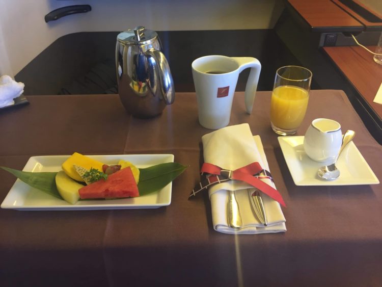 japan airlines first class boeing 777 fruhstuck 1