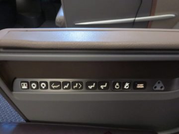 singapore airlines business class a350 sitz bedienelemente 1