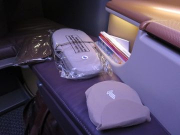 singapore airlines business class a350 slipper