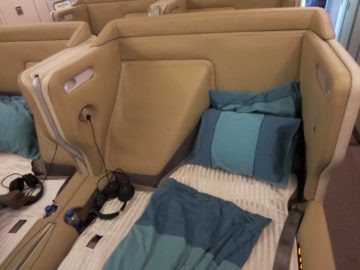 singapore airlines business class a380 bett 2