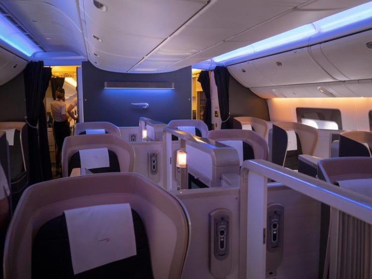british airways first class boeing 777 kabine