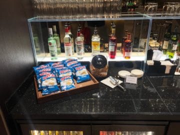 british airways lounge singapore hochprozentiger alkohol chips