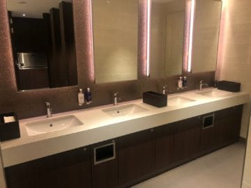british airways lounge singapore waschbecken toilette