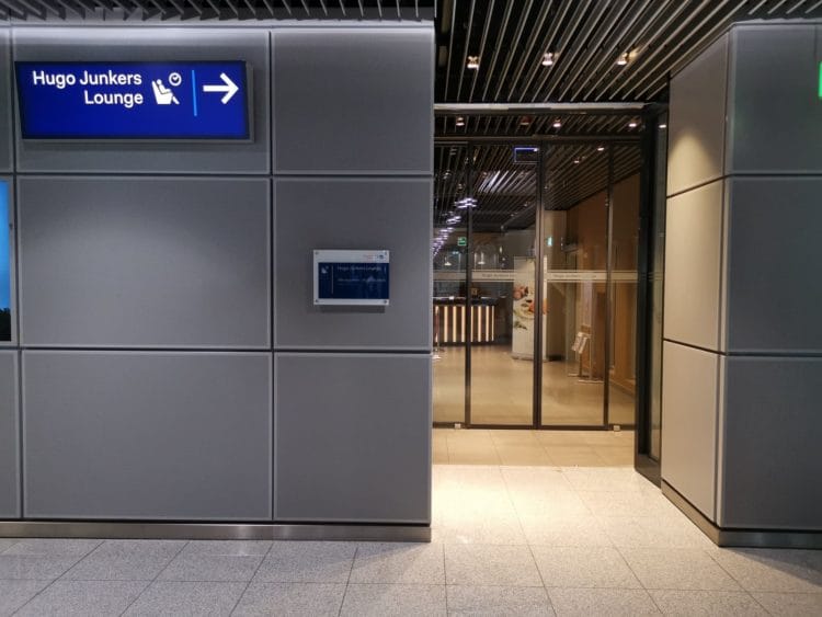 hugo junkers lounge duesseldorf eingang