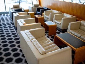 qantas first class lounge sydney sessel