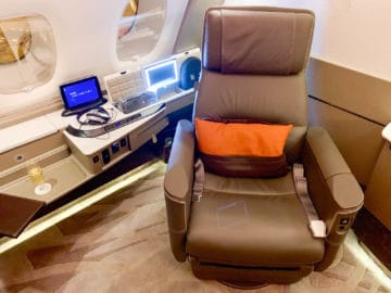 singapore airlines suites class 380 800 suite 3
