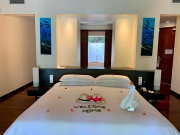 hilton seychelles labriz beach villa bett