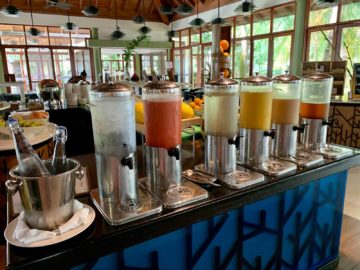 hilton seychelles labriz cafe dauban fruehstueck 4