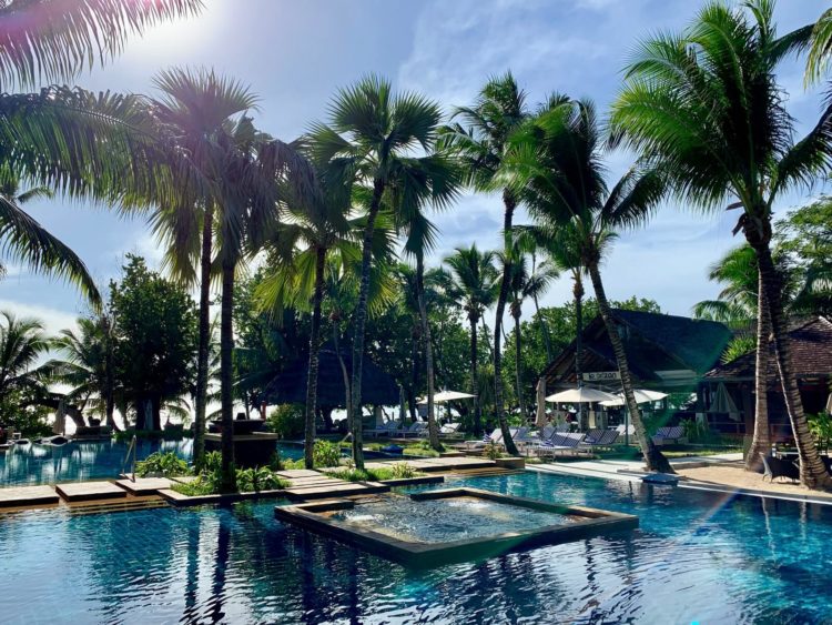 Hilton Seychelles Labriz Pool 2