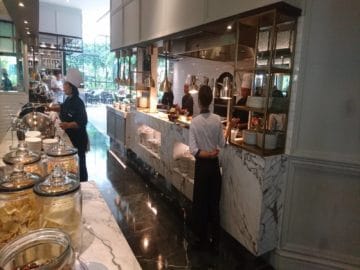 jw marriott surabaya fruehstueck offene kuechen