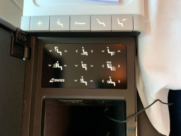 swiss first class a340 300 bedienung sitz 2 e1574461686855