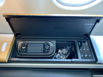 swiss first class a340 300 controller bedienelemente 1