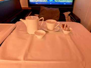 swiss first class a340 300 fruehstueck 1
