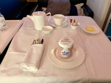 swiss first class a340 300 fruehstueck 2
