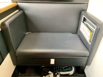 swiss first class a340 300 ottoman 1