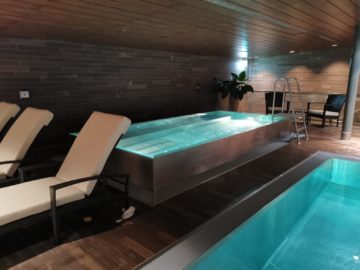 grand hyatt berlin club olympus whirlpool