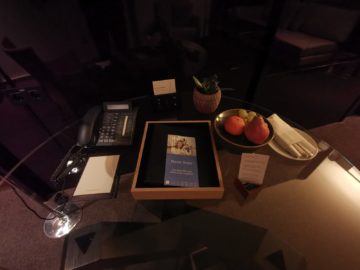 grand hyatt berlin grand king suite wohnzimmer3