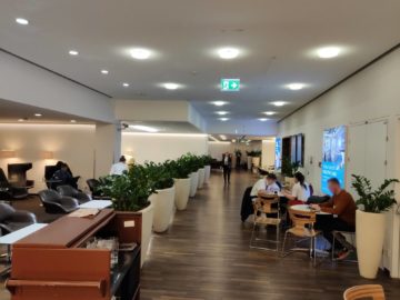 Jet Lounge Wien Hauptgang Blick Vom Buffet