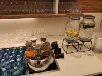 Jet Lounge Wien Säfte Wasser