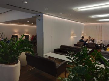 Jet Lounge Wien Sitzbereiche Rechts