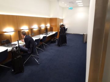 Lufthansa Senator Lounge London Heathrow Business Center