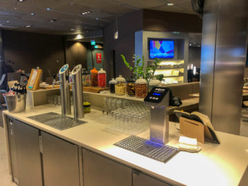 Lufthansa Senator Lounge Muenchen G28 14