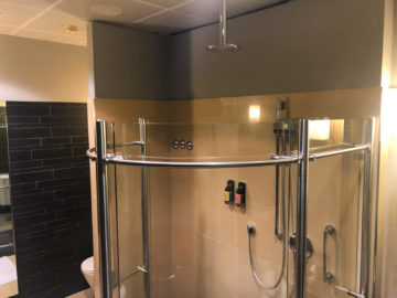 Lufthansa Senator Lounge Muenchen G28 25
