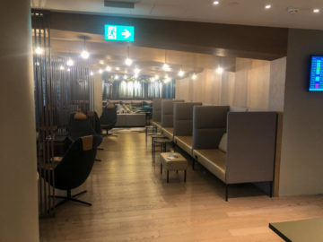 Osl Premium Lounge Oslo Blick Hinterer Bereich