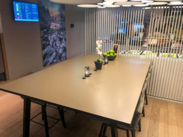 Osl Premium Lounge Oslo Tisch