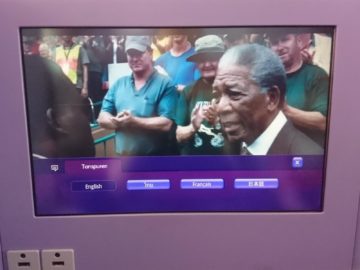 thai airways business class airbus a380 osaka bangkok entertainment sprachauswahl