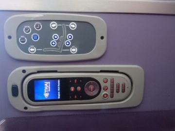 thai airways business class airbus a380 osaka bangkok fernbedienungen