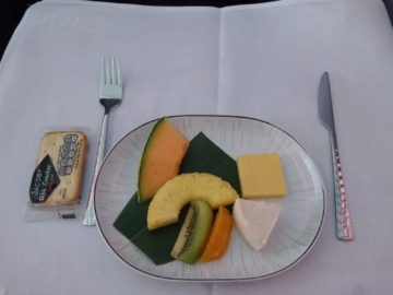 thai airways business class airbus a380 osaka bangkok kaese