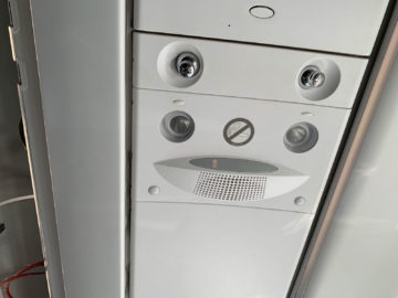 Alitalia Business Class A330 200 Leselampe 2