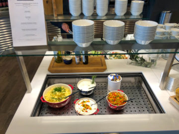 Lufthansa Business Lounge G28 Muenchen Kartoffelsalat