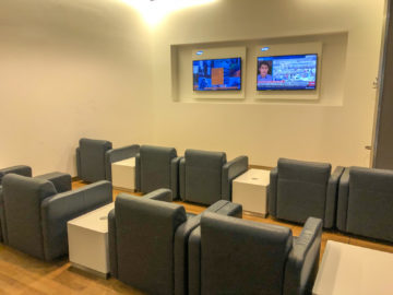 Lufthansa Business Lounge G28 Muenchen Tv Ecke