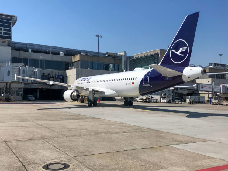 Lufthansa A320 Frankfurt A15