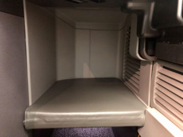 United Airlines Polaris Business Class Boeing 767 300 Ottoman