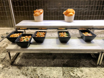 United Polaris Lounge Chicago Chips