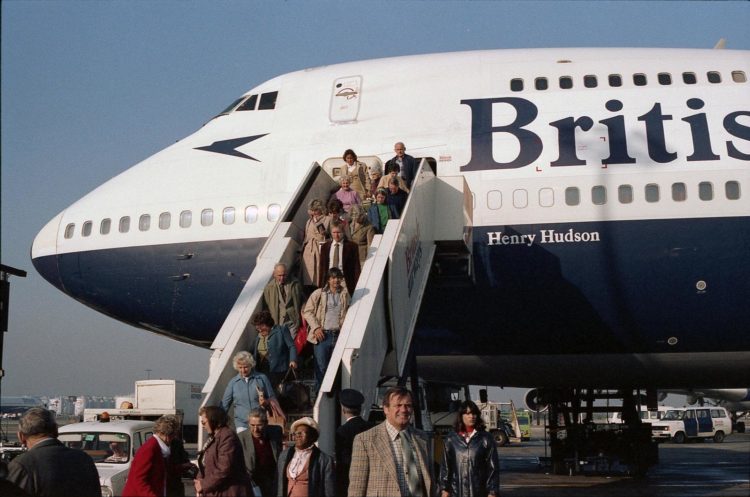 Boeing 747 100 British Airways 10 Fenster Unsplash