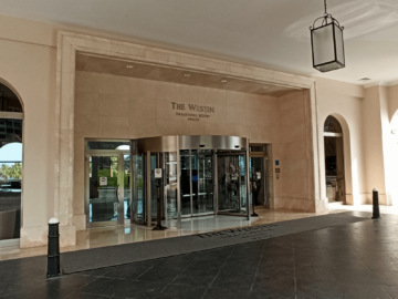 The Westin Dragonara Resort Malta Haupteingang