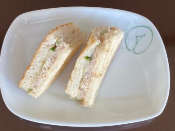 Air Seychelles Salon Vallee De Mai Premium Lounge Sandwhich