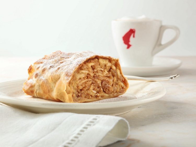 Austrian Buy On Board Catering Austrian Melangerie Wiener Apfelstrudel
