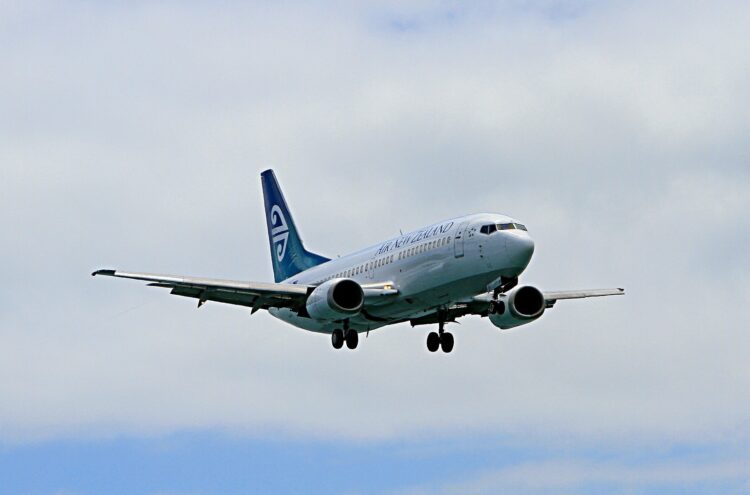 Air New Zealand Boeing 737 300 Pixabay