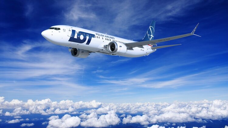 Lot Boeing 737 Max 8 Copyright Lot
