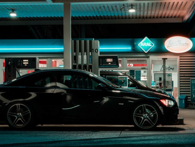 Aral Tankstelle Bmw Unsplash