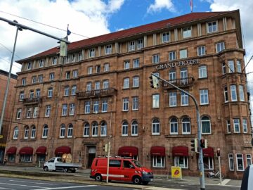 Le Meridien Grand Hotel Nuernberg Fassade Seitlich