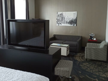 Le Meridien Grand Hotel Nuernberg Junior Suite Tv