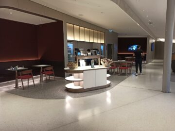 Air France Lounge Paris Charles De Gaulle Terminal 2f Obergeschoss Fensterfront Obergeschoss Snackbereich